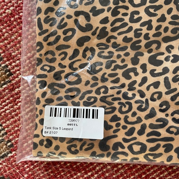 Storq Tops - storq daily tank - leopard print